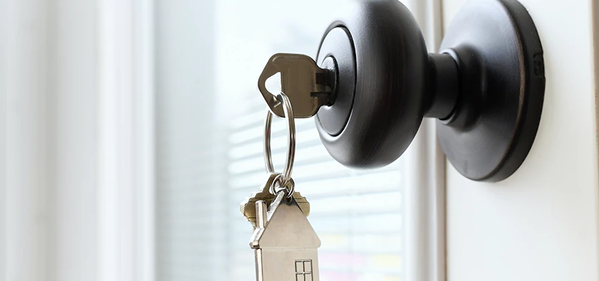 Bifold Door Knob Replacement in Oakley, California